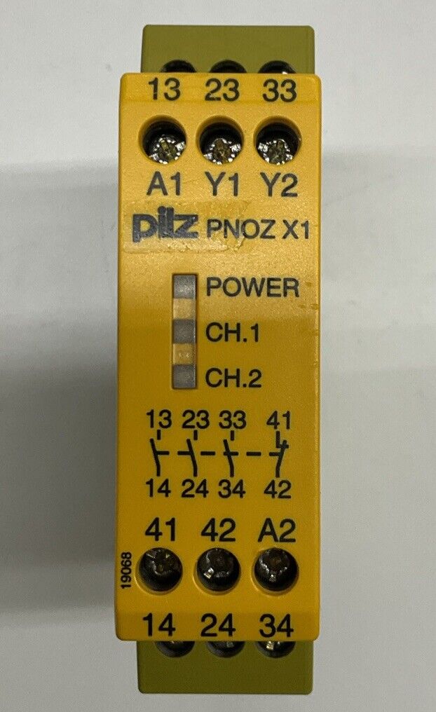 Pilz PN0ZX1 24VAC/DC-3n/o-1n/c / 774300 24VAC/DC Safety Relay (BL304) - 0