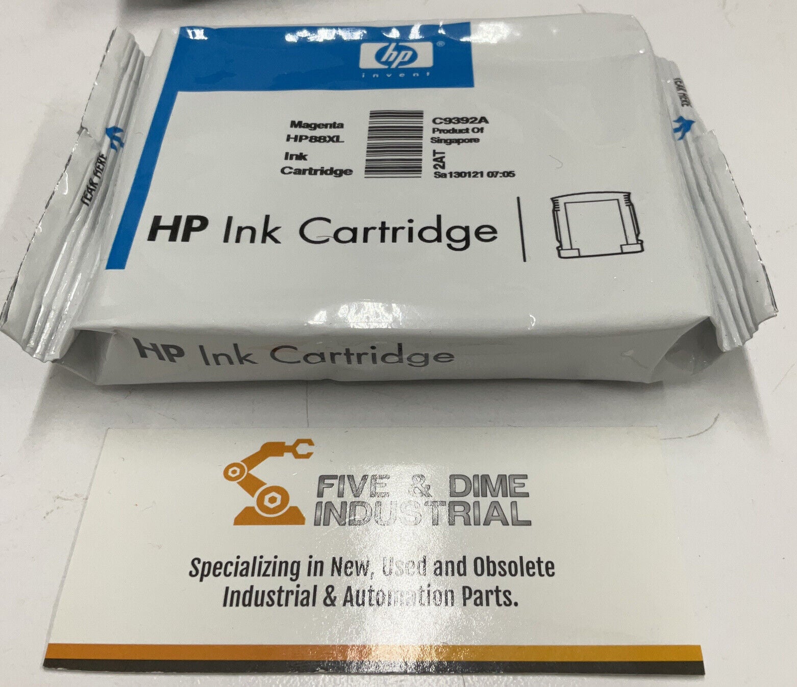 HP-88XL Magenta Genuine Ink Cartridges C9392A Lot of 2  for Officejet (RE131)