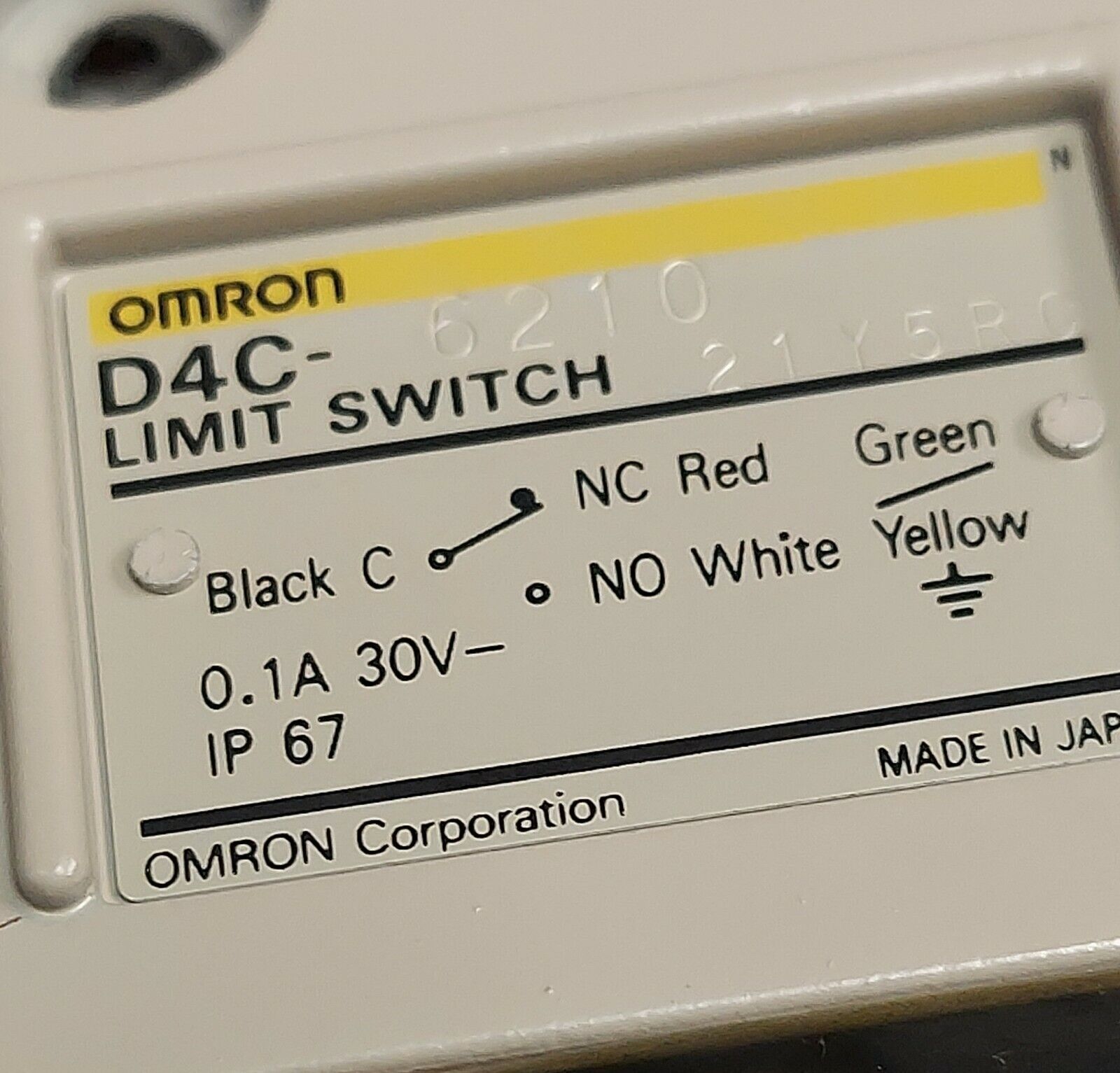 OMRON D4C-6210 Sealed Limit Switch (RE191)