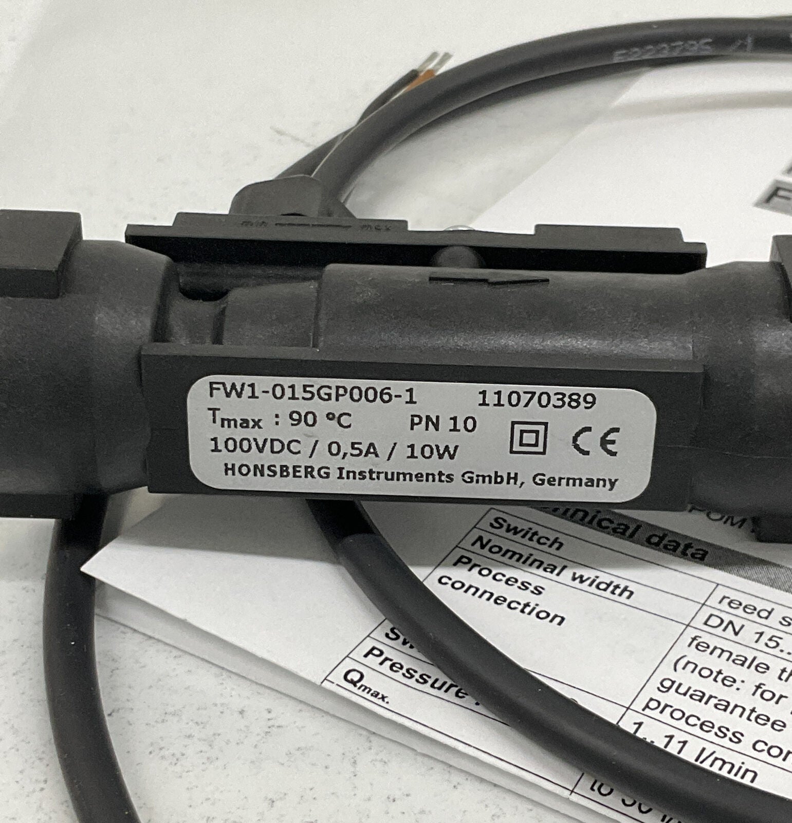 Honsberg FW1-015GP006 11070389 Flow Switch 100VDC /0.5A /10W  (BL223)