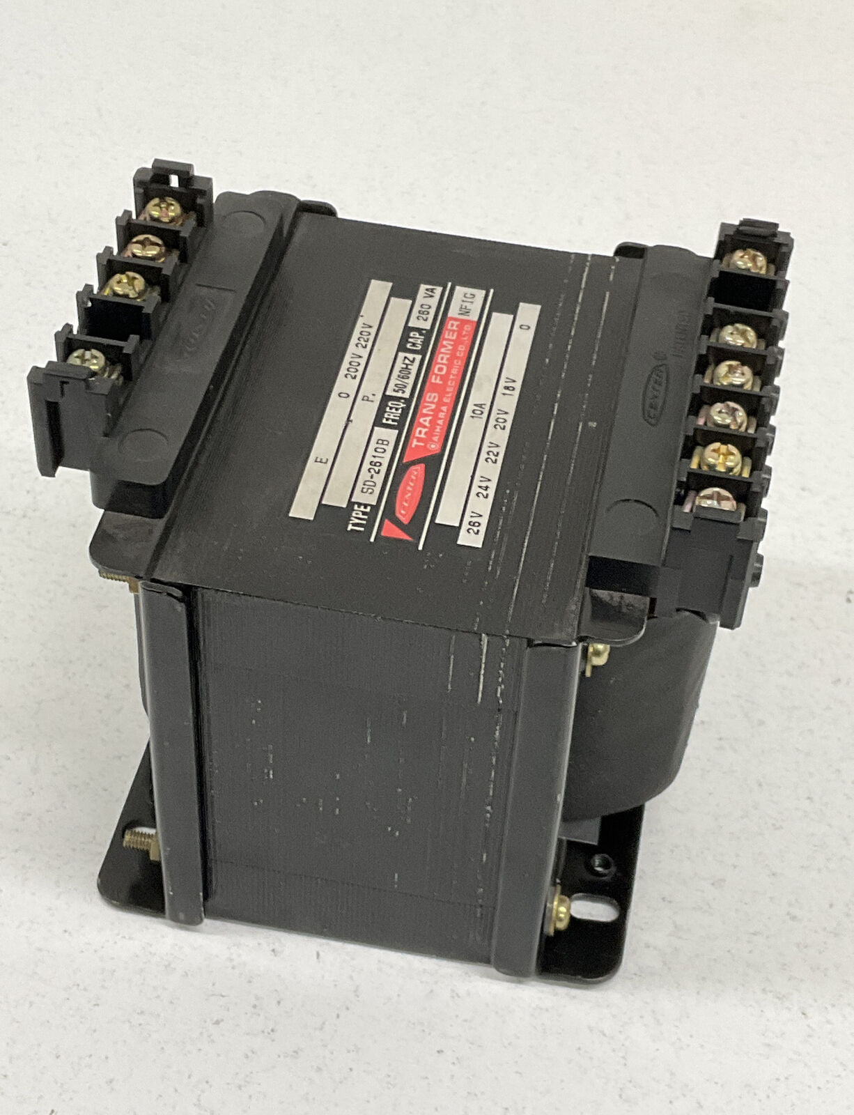 Aihara SD-2610B Voltage Transformer 200-220V / 18,20,22,24, 26V (RE237)
