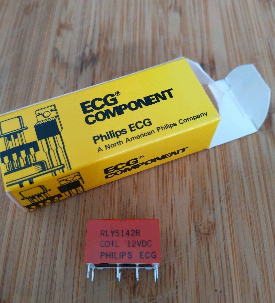 Philips ecg rly5142r dpdt  2A Coil 12 vdc Relay (BL100)