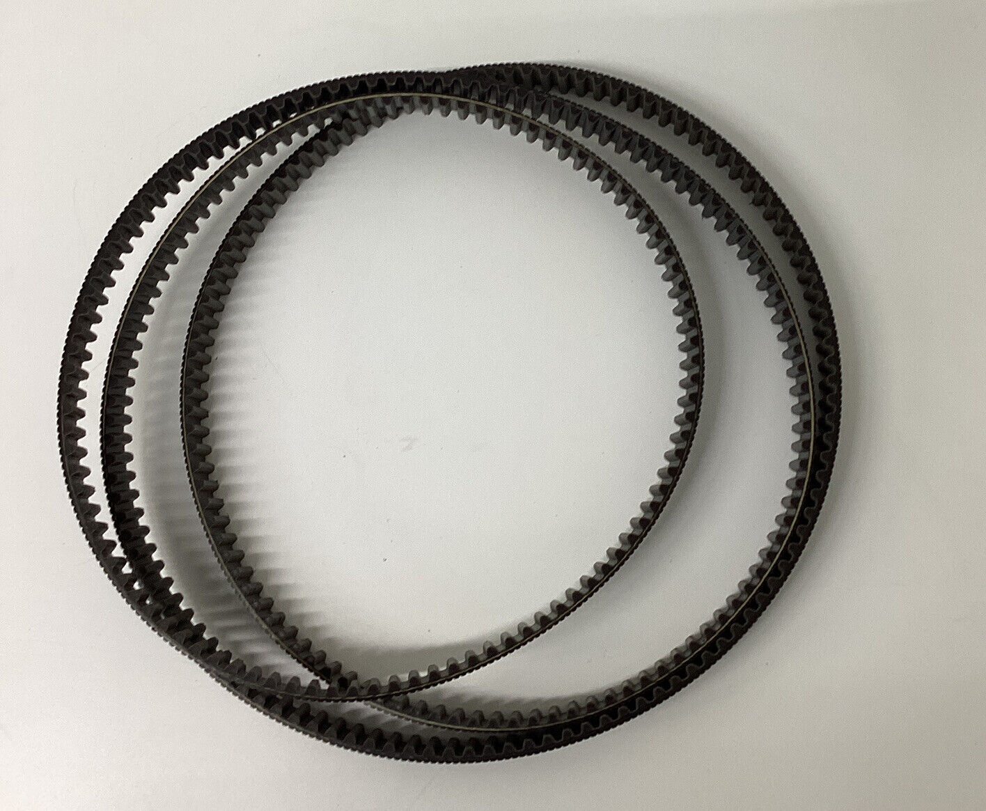 Gates 8MGT-2520-21 New PolyChain GT2 Power Transmission / Timing Belt (BE122)