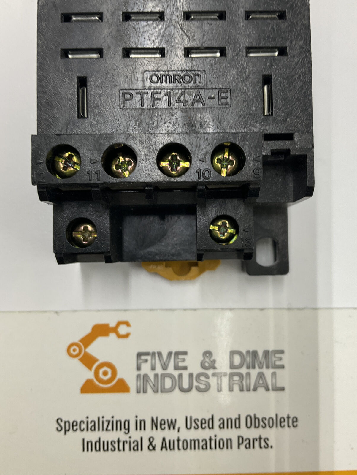 OMRON PTF14A-E 10A 240V New Relay Socket (BL253) - 0