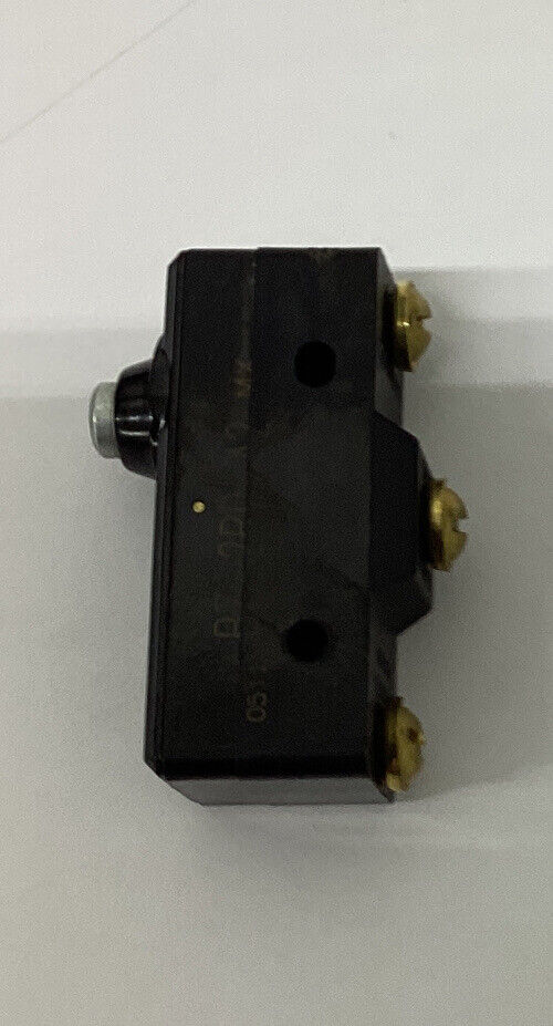 Honeywell Micro-Switch B2-2RD-A2 15Amp Micro Limit Switch (YE212)