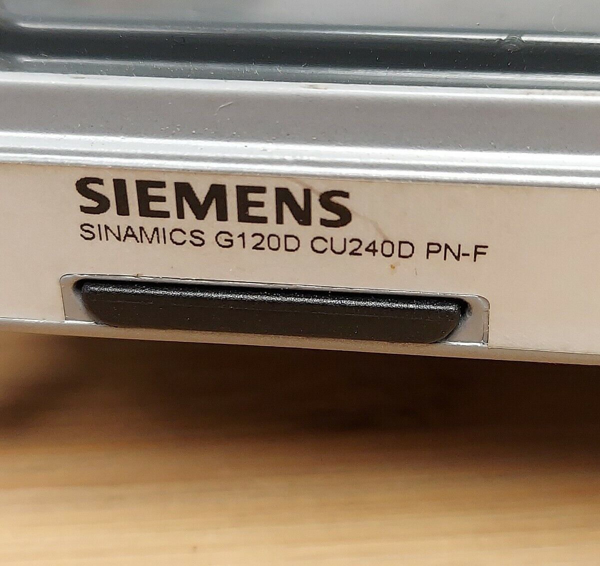 Siemens 6SL3544-0FA21-1FA0 Sinamics G120D CU240D Control Unit (RE193)