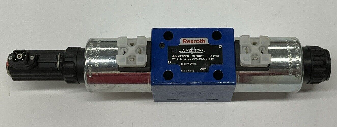 Rexroth R901071941 4WRE 10 E3-75-21/G24K4/V-660 Hydraulic Valve R900230636 OV133 - 0