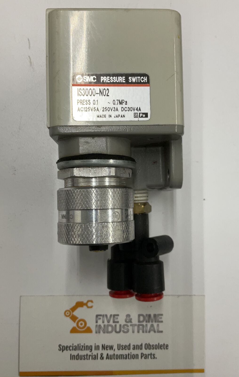 SMC PNEUMATIC PRESSURE SWITCH IS3000-N02  (RE100) - 0
