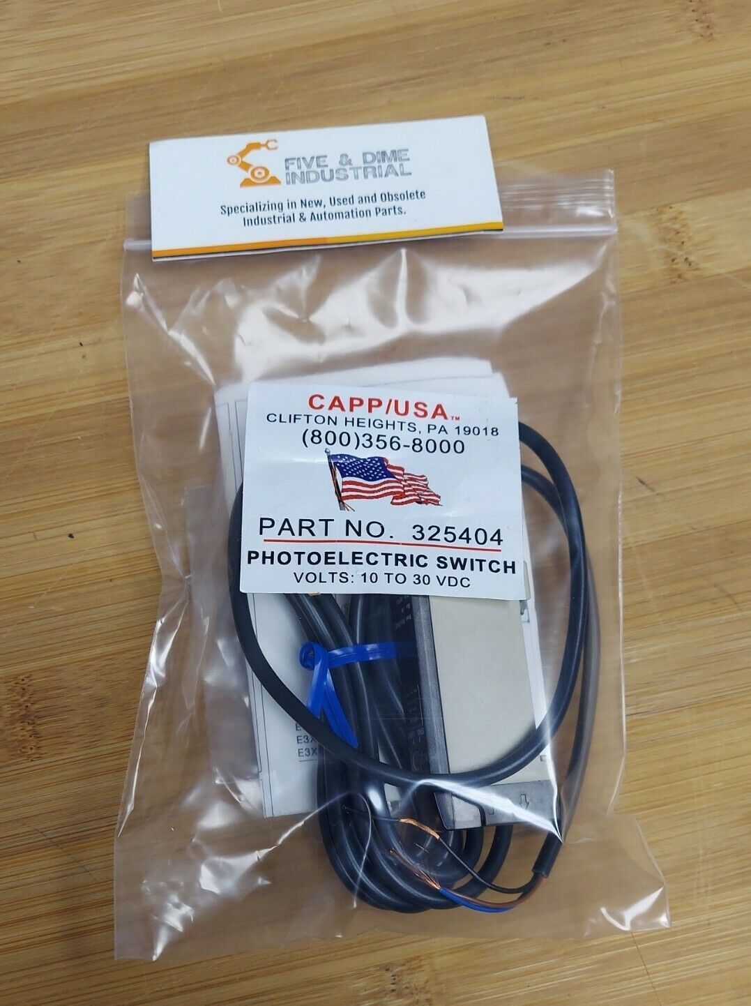 CAPP/USA PART NO. 325404 Photoelectric Switch 10-30VDC (YE122)