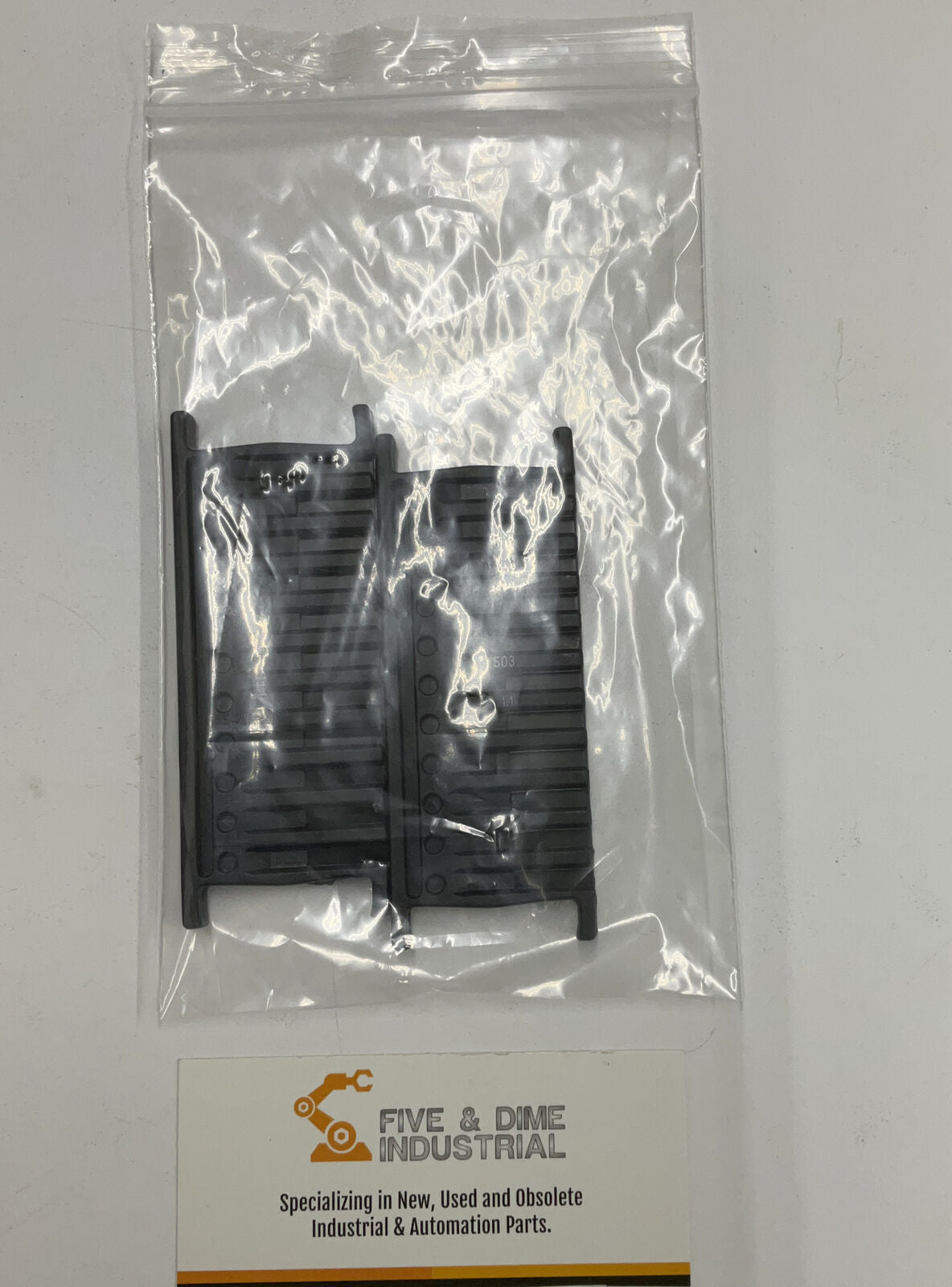 IGUS Chainflex 503 E-Chain Package of (2) Vertical Separator (BL236)