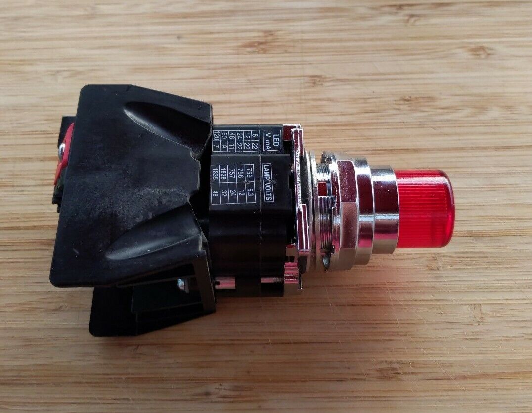 Cutler Hammer 10250TD New Red Pilot Light Switch w/ Adapter (GR117) - 0