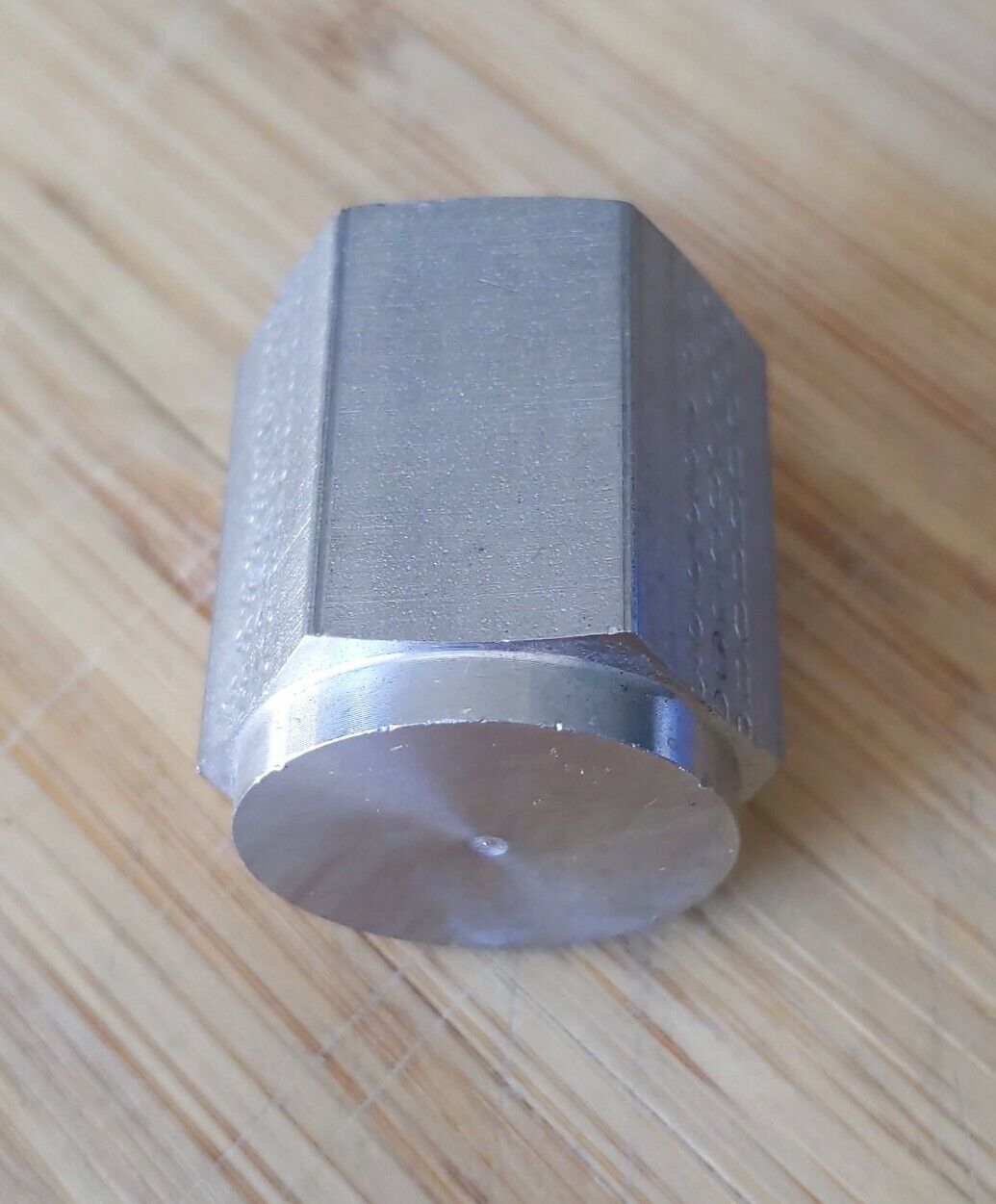 Parker SS-6-CP New Stainless Pipe Cap Fitting 3/8" Female NPT 5300 PSI (BL108) - 0