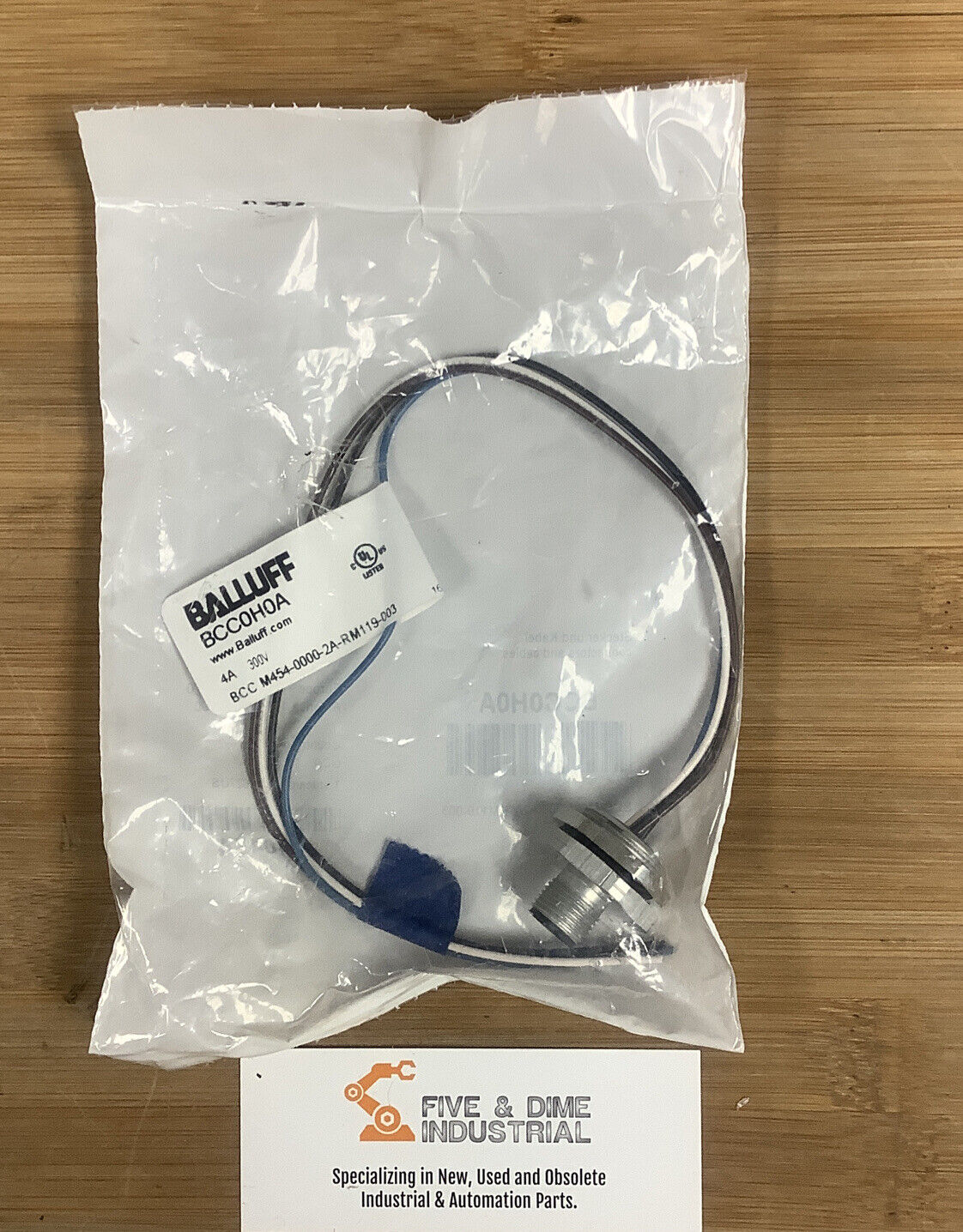 Balluff BCC0H0A New Connector And Cable (YE135) - 0