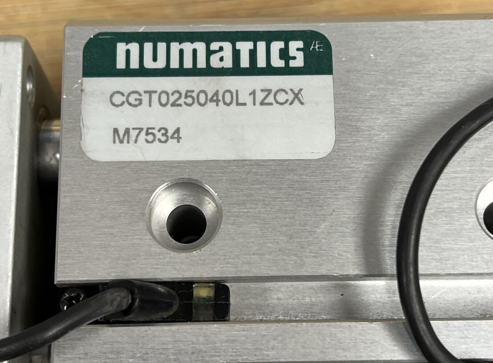 Asco / Numatics CGT025040L1ZCX New Pneumatic Cylinder w/ Reed Switches (YE151) - 0