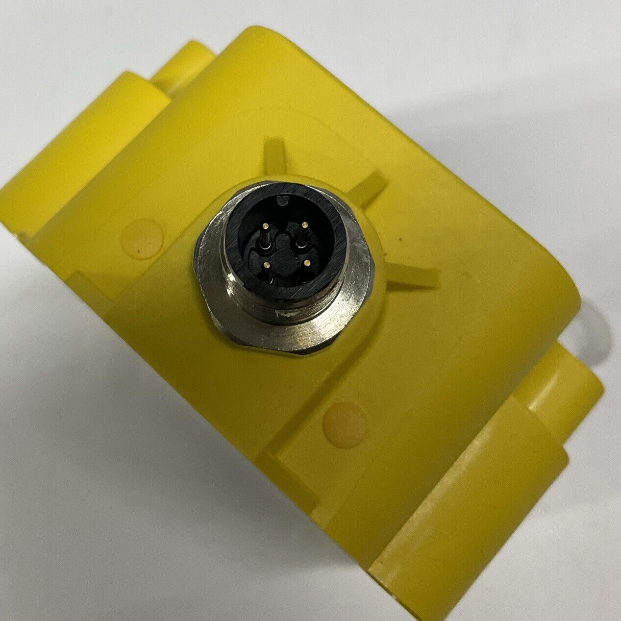 Turck Bi65R-Q80-AP6X2-H1141 / 1407531 Inductive Proximity Sensor (BL288)