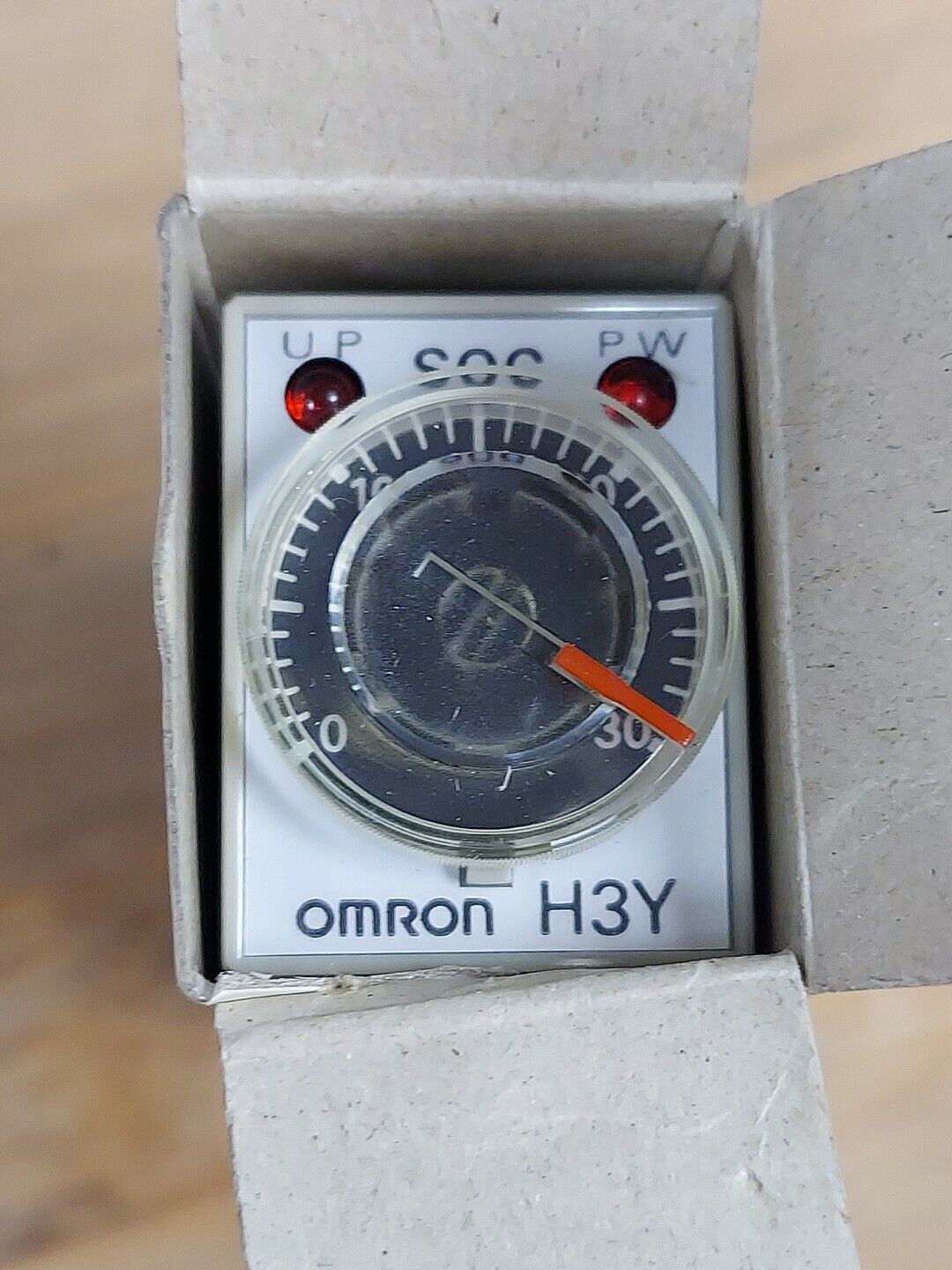 OMRON H3Y-4 New 30 Second Timer  (YE135)