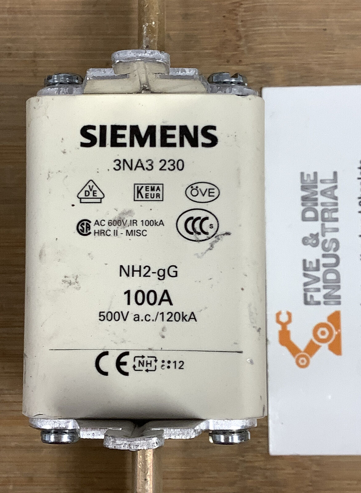 Siemens 3NA3 230 LV HRC fuse 100 Amp NH2-gG (BL128) - 0