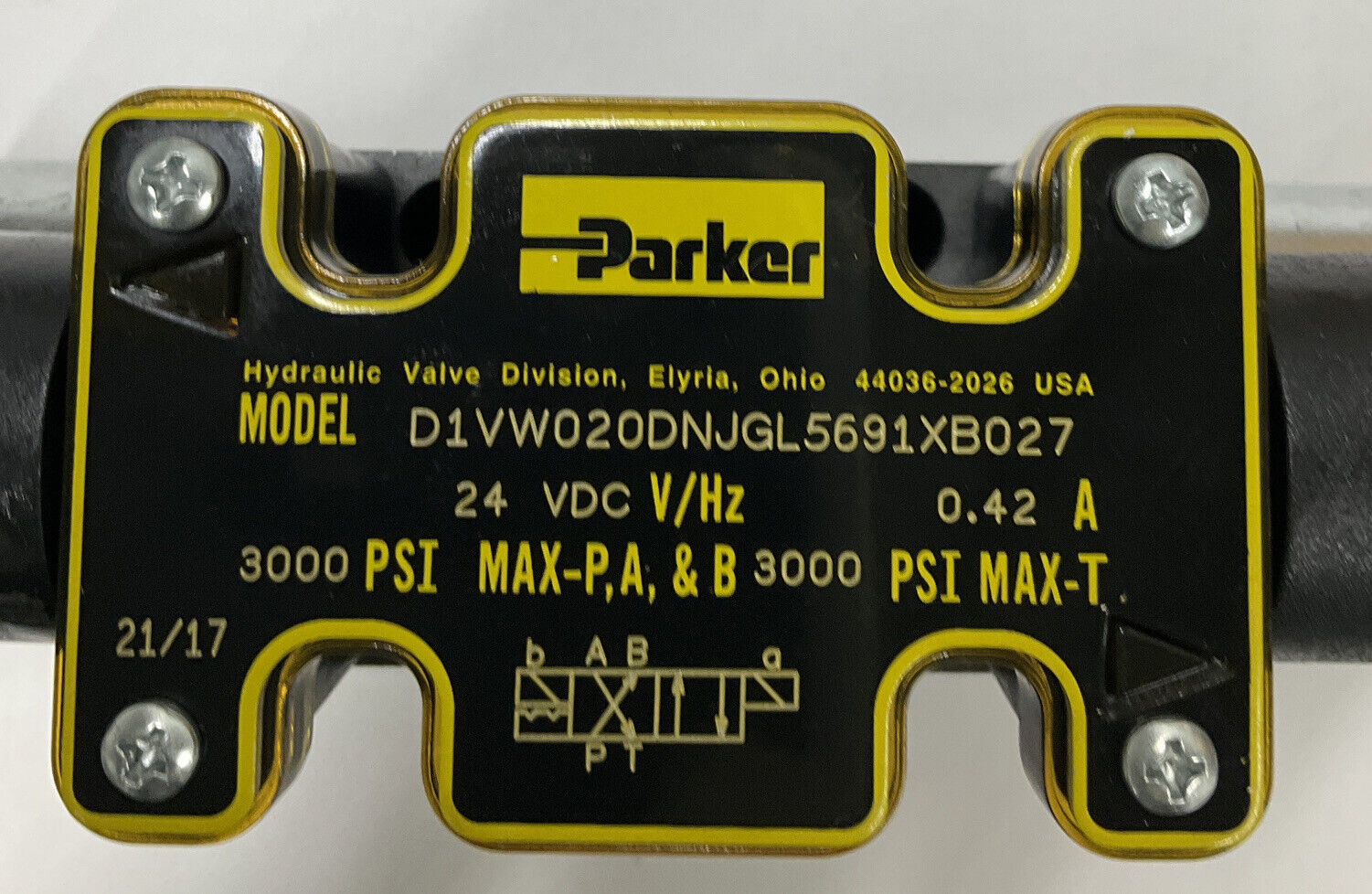 Parker D1VW020DNJGL5691XB027 New Directional Control Valve 3000 PSI (RE197) - 0