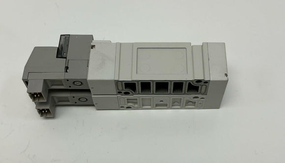 SMC SY5245-5FU Pneumatic Dual Solenoid Valve 24VDC