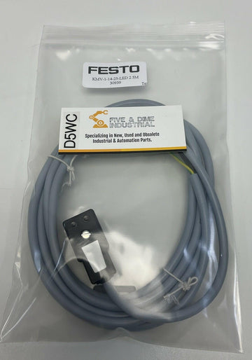 Festo KMV-1-24-24-LED / 30939 Type B Plug Socket w/ 2.5 Meter Cable