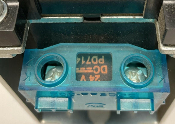 Allen Bradley 700DC-P1200Z24  Operated Contactor Relay 24VDC