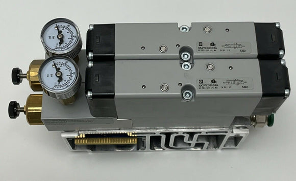 Parker HA2VXLG0G9A 2X's Double Solenoid 4-way 2-Pos. Valves w/ Base & Regulator