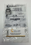 Allen Bradley 800FM-F1 White Push Button Type 4, 13-1