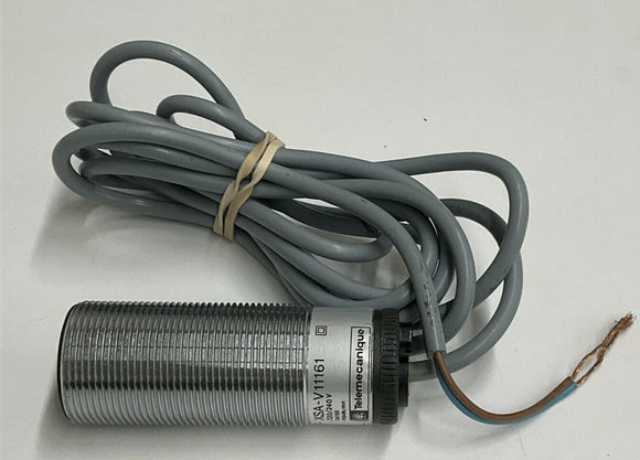 Schneider Telemecanique XSA-V11161 Inductive Sensor