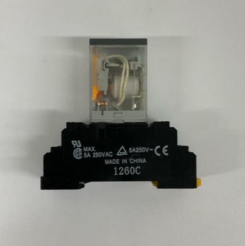 Schneider Electric  RXM4LB2P7  14 Pin Relay w/  Base 230 VAC