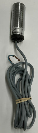 Schneider Telemecanique XSA-V11161 Inductive Sensor-2