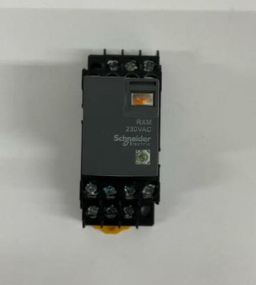 Schneider Electric  RXM4LB2P7  14 Pin Relay w/  Base 230 VAC