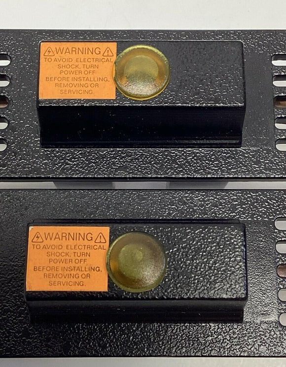 Bussmann SAMI-31 Indicating Fuse Covers Lot of 2