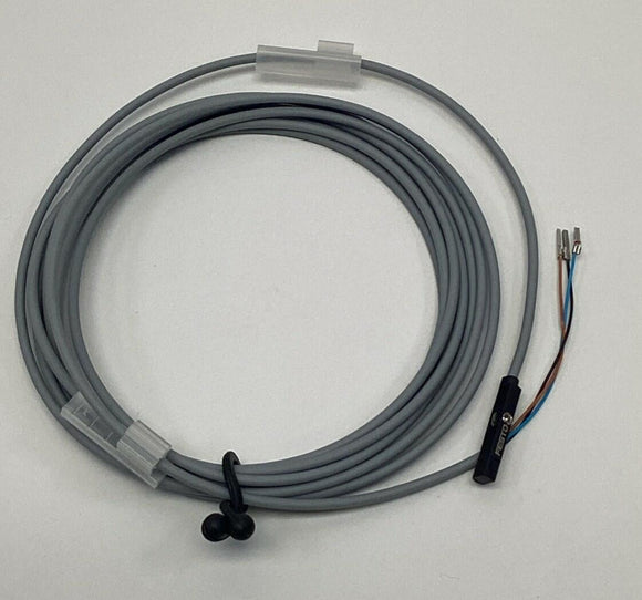 Festo SMT-10M-PS-24V-E-2.5-L-0E Proximity Sensor 551373