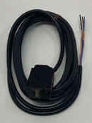 Omron E3VE-R61 Photoelectric Sensor Kit with Reflector 12-24VDC-5