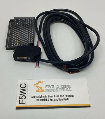 Omron E3VE-R61 Photoelectric Sensor Kit with Reflector 12-24VDC
