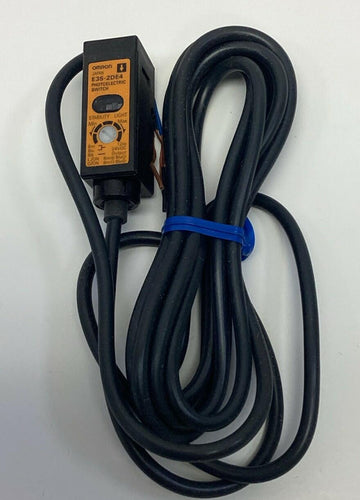 Omron E3S-2DE4 Photoelectric Switch Sensor 12-24VDC  2-Meters - 0