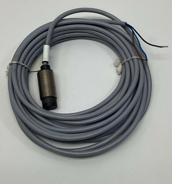 Balluff BES 516-361-E4-Y 3-Wire Proximity Sensor 10-30VDC Sense: 8mm  5-Meter
