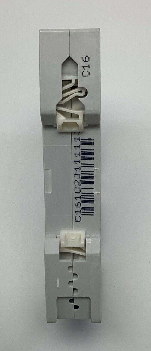 Siemens 5SY4116-7  16-Amp, 1-Pole Circuit Breaker 230/400VAC MCB-C16