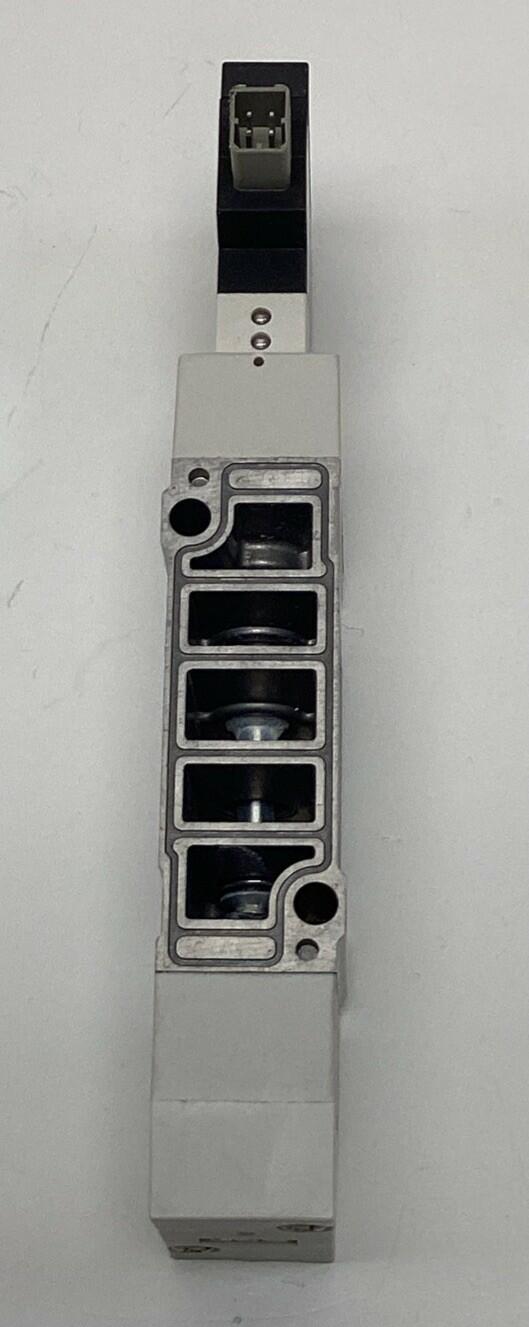 SMC SV3400-5FU Pneumatic 24VDC Solenoid Valve (No Gasket)