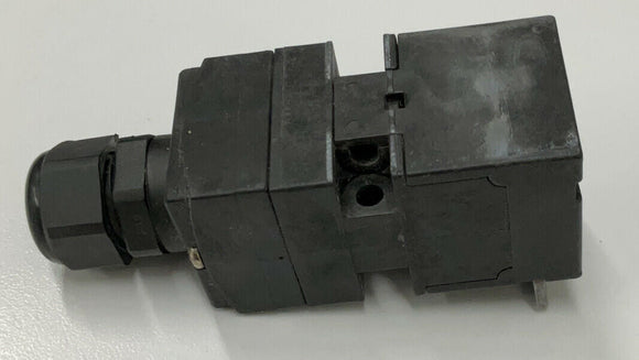 Schmersal AZ17-02ZRK / IEC 947-5-1 Safety Interlock Switch