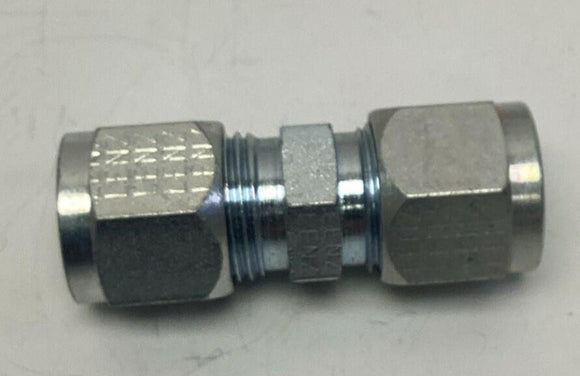 Lenz 300-8-8 1/2" x 1/2" Steel Union Tube w/ O-Rings & Sleeve