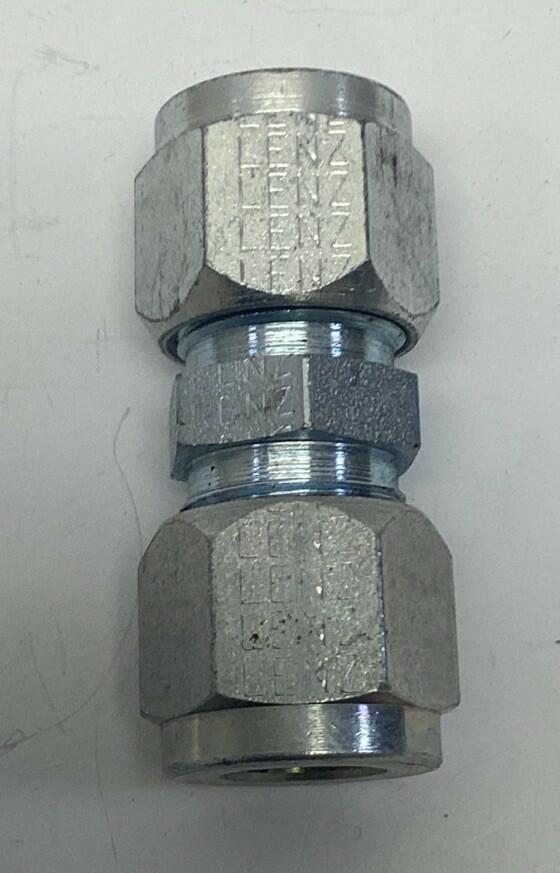 Lenz 300-8-8 1/2" x 1/2" Steel Union Tube w/ O-Rings & Sleeve