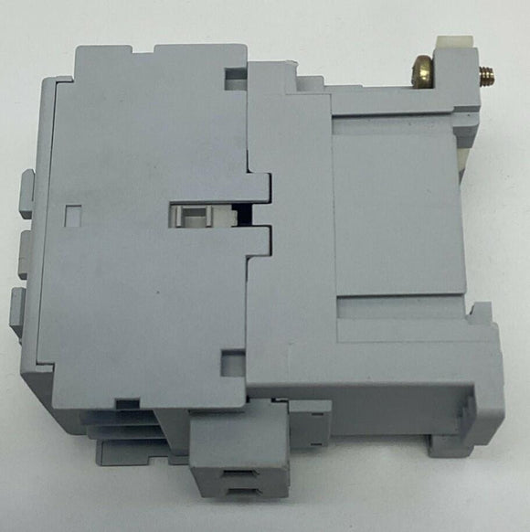 Allen Bradley 100-C12D10 Ser.A Contactor 110/120VAC