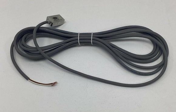 Destaco 810156 Reed Switch Sensor, Band Clamp Mount 9 Ft. Normally Open