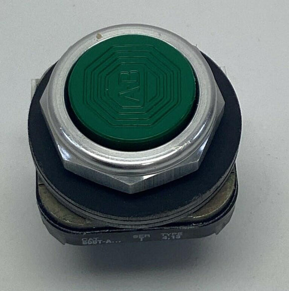 Allen Bradley 800T-A1A Green Momentary Flush Push Button 1-NC, 1-NO