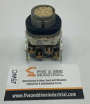 Allen Bradley 800T-J2KC1B Ser. T 3-Position Maintained Selector Switch-1