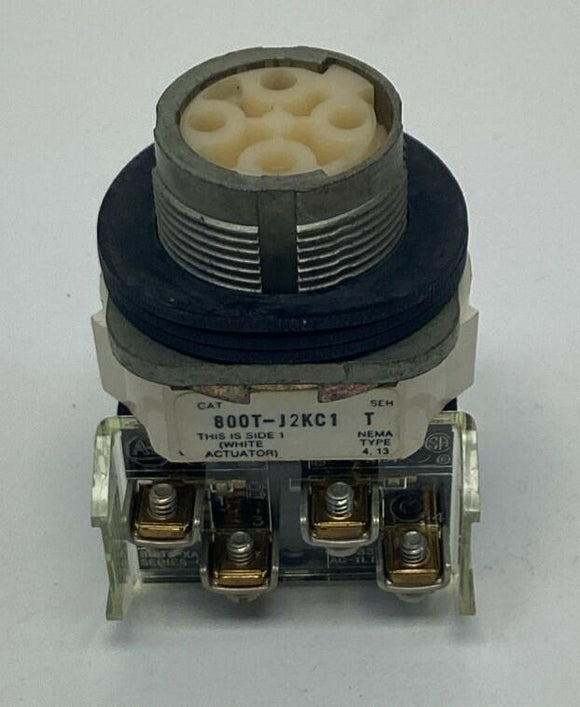 Allen Bradley 800T-J2KC1B Ser. T 3-Position Maintained Selector Switch