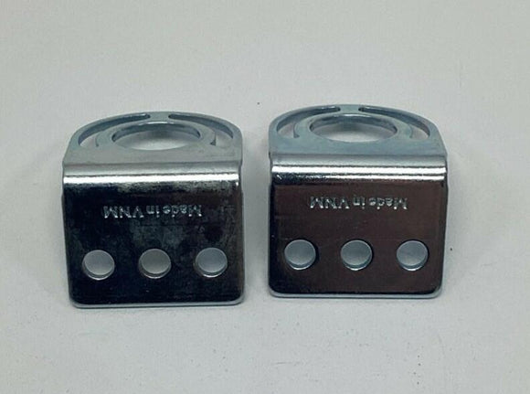 Banner SMBWLS28RA / 15764 Right Angle Bracket