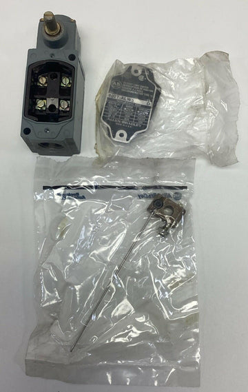 Allen-Bradley 802T-ALW5 Ser. D Limit Switch, Lever Type, Oil Tight, NON-Plug-In - 0