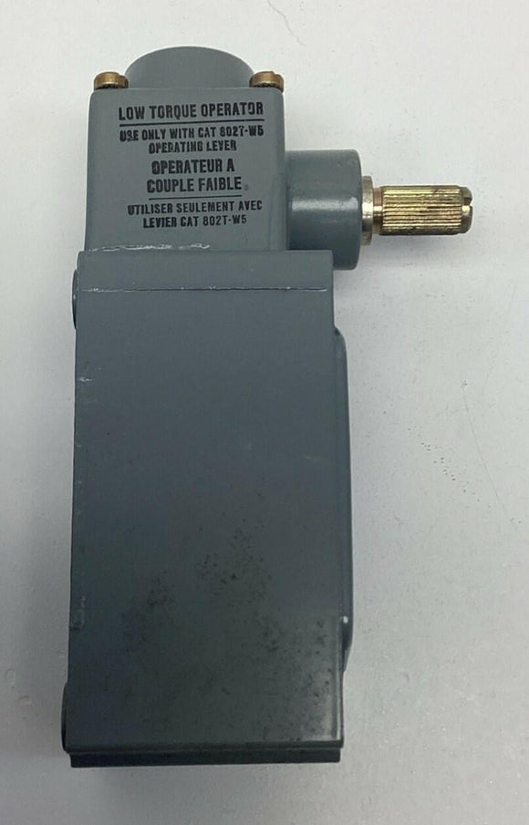 Allen-Bradley 802T-ALW5 Ser. D Limit Switch, Lever Type, Oil Tight, NON-Plug-In